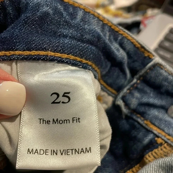 Willow & Root The Mom jean Women’s size 25 Style WR138A Distressed - Picture 9 of 11